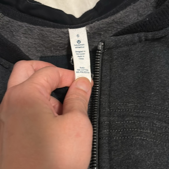 Lululemon scuba hoodie removable hood 6 - Picture 3 of 10